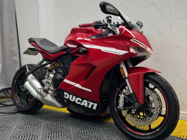 Carenados Moto Ducati Supersport 939/939S 2017-2022 - Rojo Blanco Negro