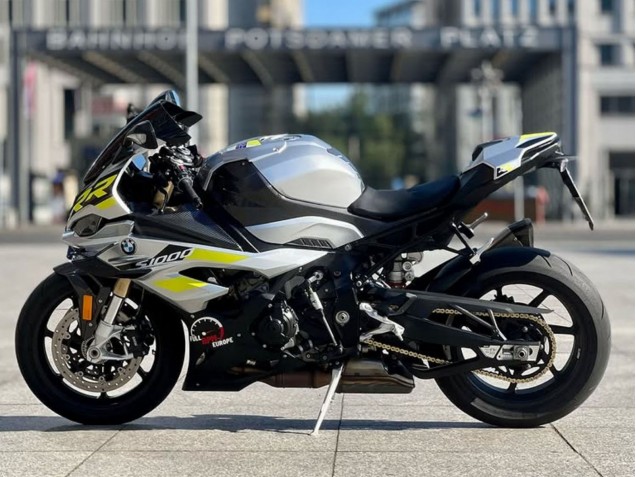 Carenados Moto BMW S1000RR 2023-2024 - Plata Amarillo FibraCarbono